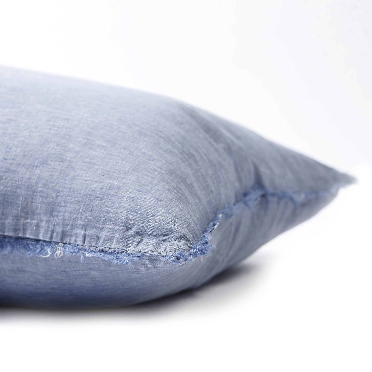 Pair of Linen Pillowcases in Light Blue Chambray