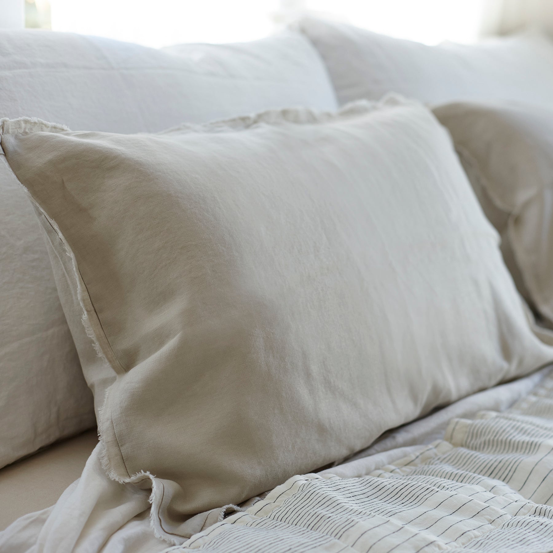 Pair of Linen Pillowcases in Natural