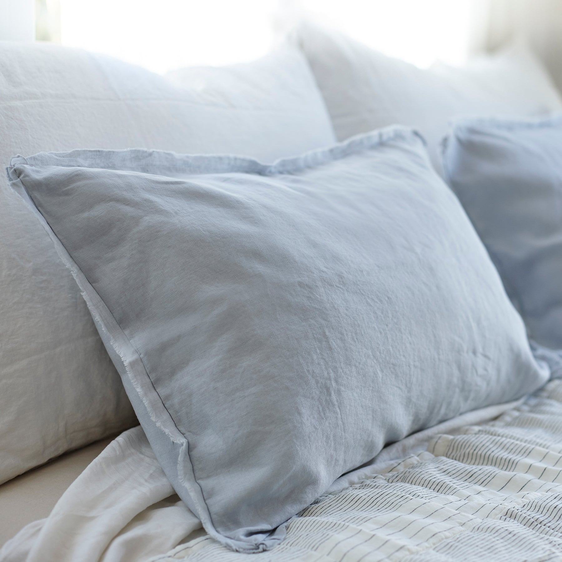 Pair of Linen Pillowcases in Mist