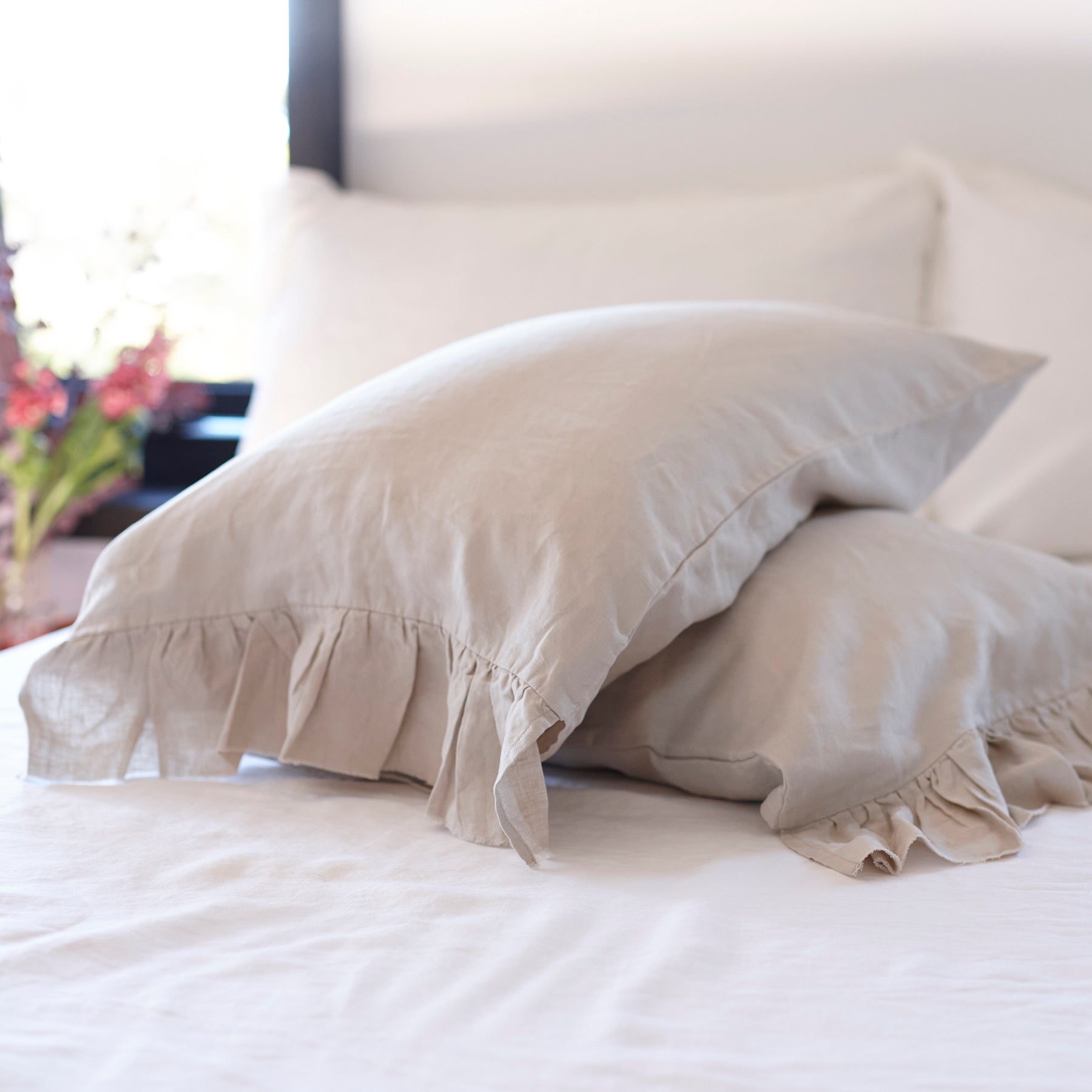 Pair of Ruffled Linen Pillowcases in Natural