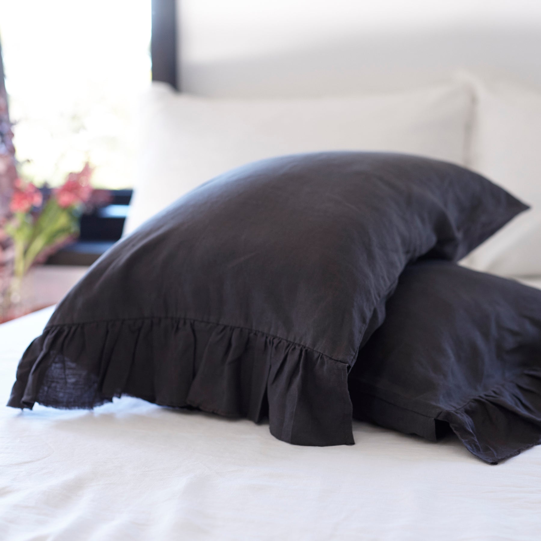 Pair of Ruffled Linen Pillowcases in Dark Charcoal