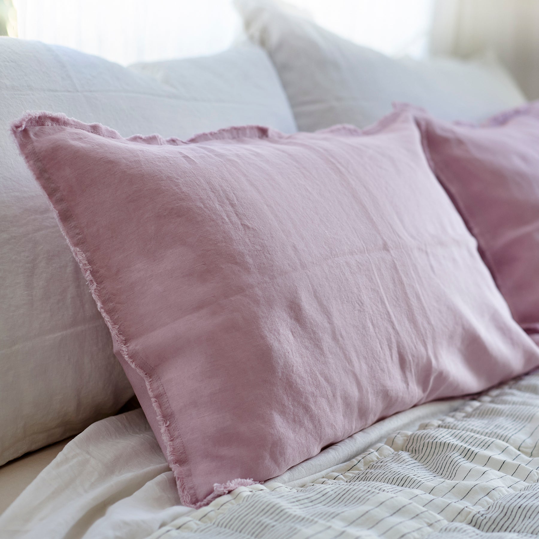 Pair of Linen Pillowcases in Taffy