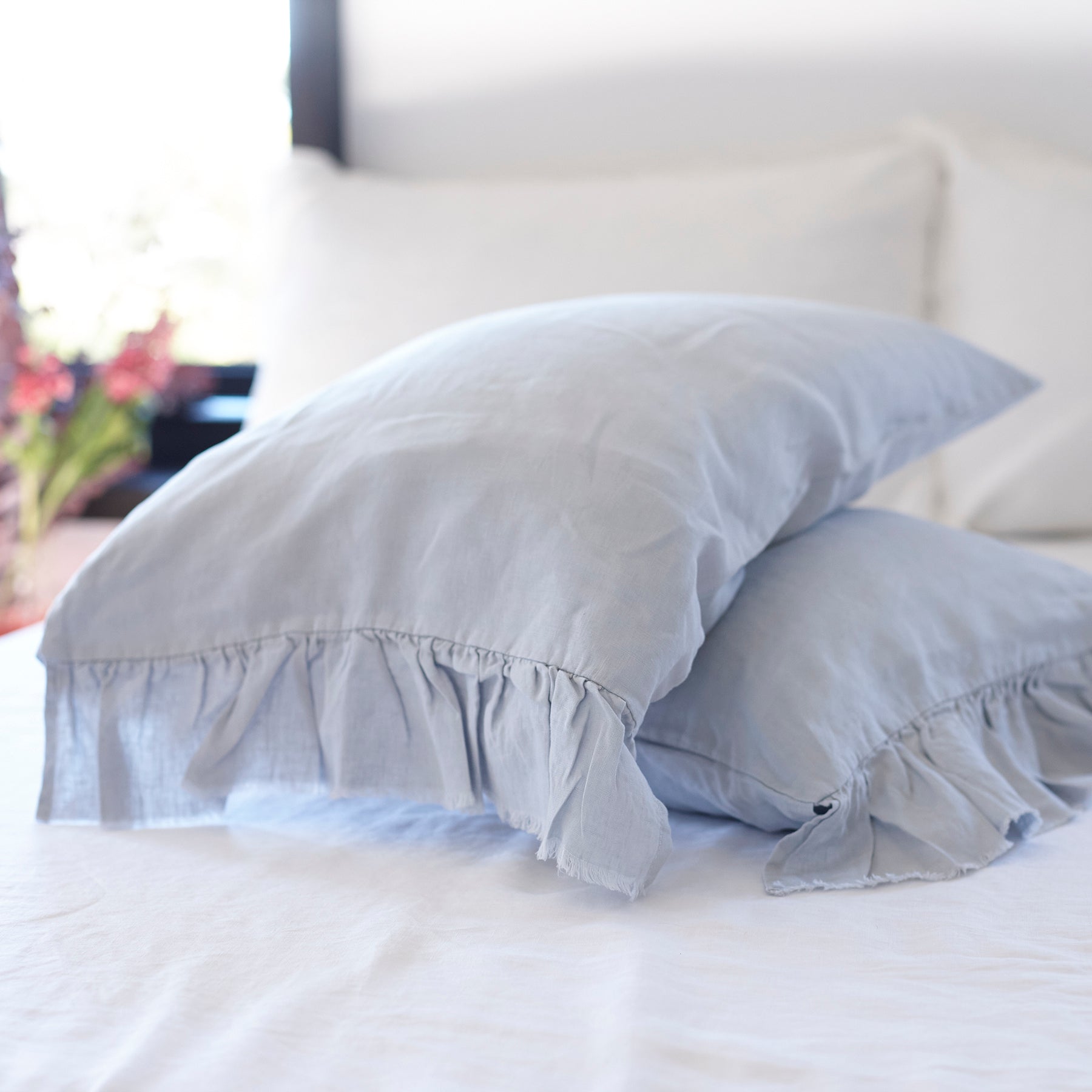 Pair of Ruffled Linen Pillowcases in Mist