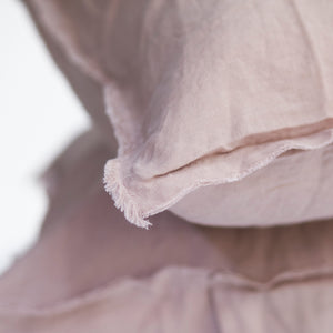 Pair of Linen Pillowcases in Rosewater