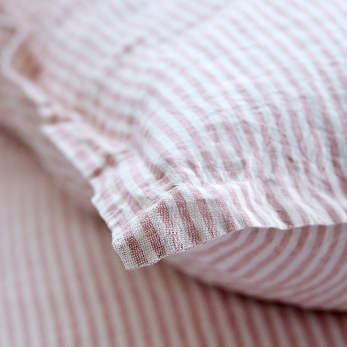Linen GlamSwag in Rosewater Stripe